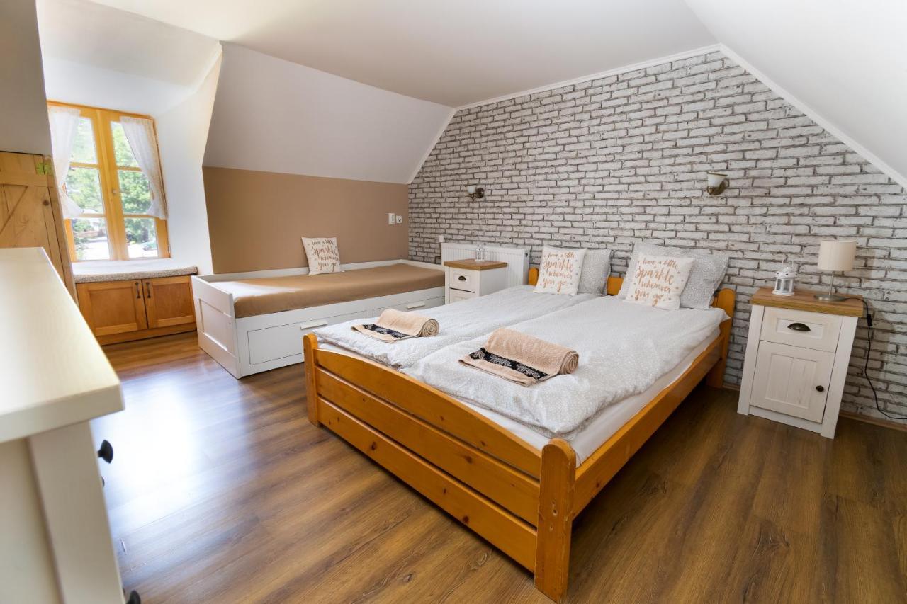 HepeHuta Házikó Apartman Háromhuta Kültér fotó